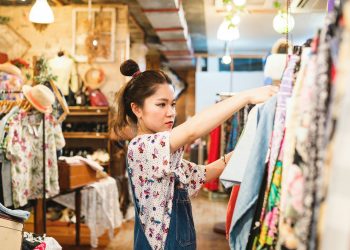 Finding Hidden Gems by Shopping at Vintage Style Clothing Stores