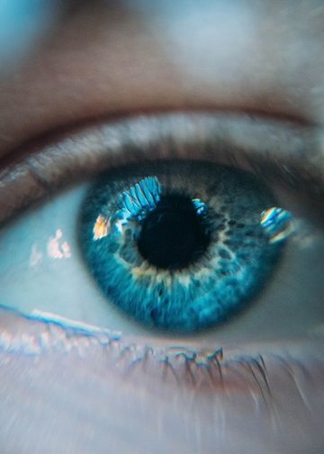 How to balance style with eye health?
