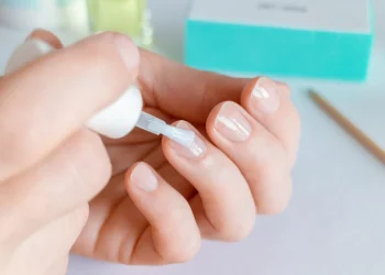 5 Best Base Coats To Protect Your Nails